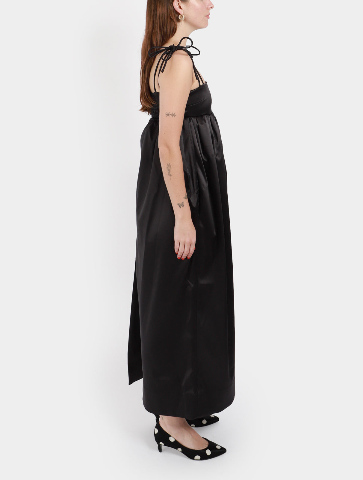 ganni-double-satin-string-long-dress-black_2.jpg